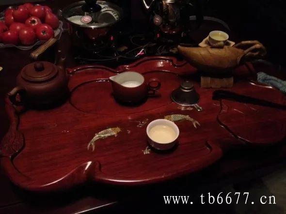 白牡丹茶的功效,白茶的功效与作用,白牡丹茶的功效